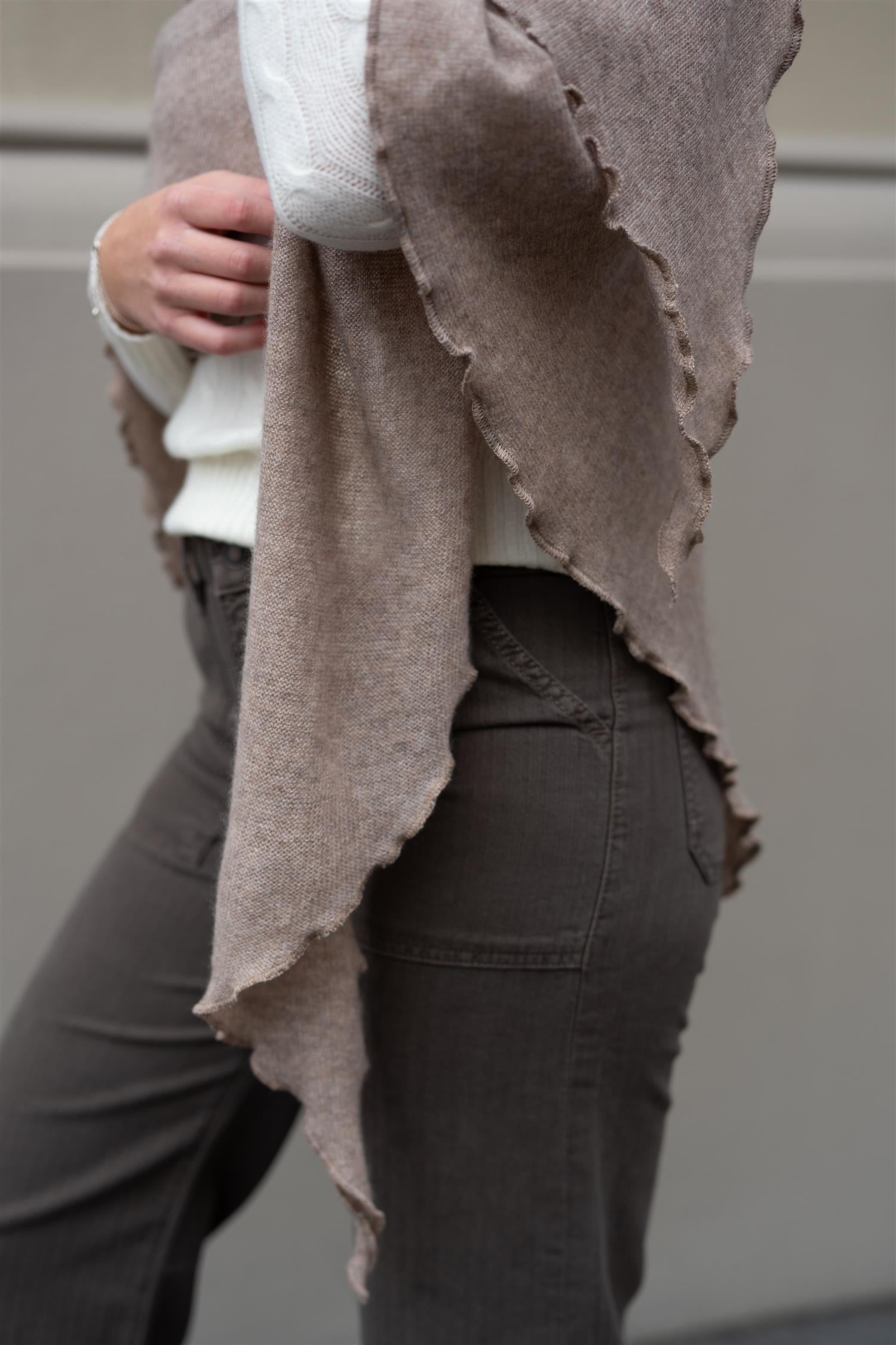 Triangle Scarf Mink
