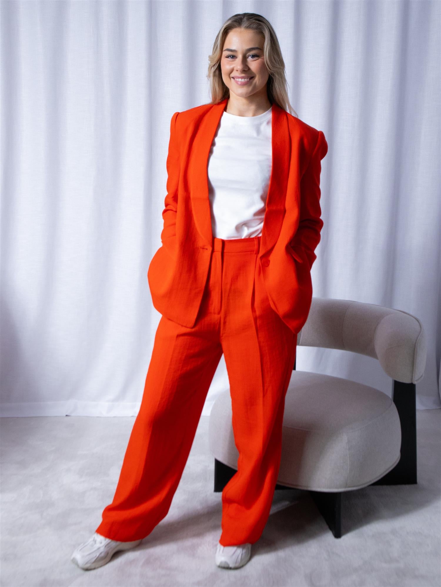 Munthe Kosmila Red
