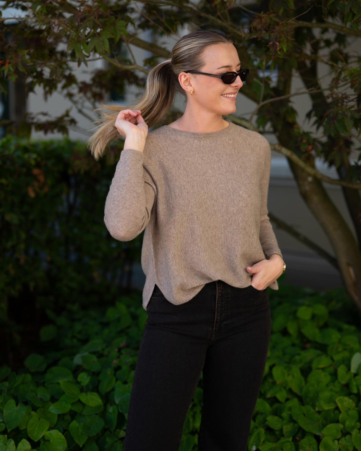 Curved Sweater Mink