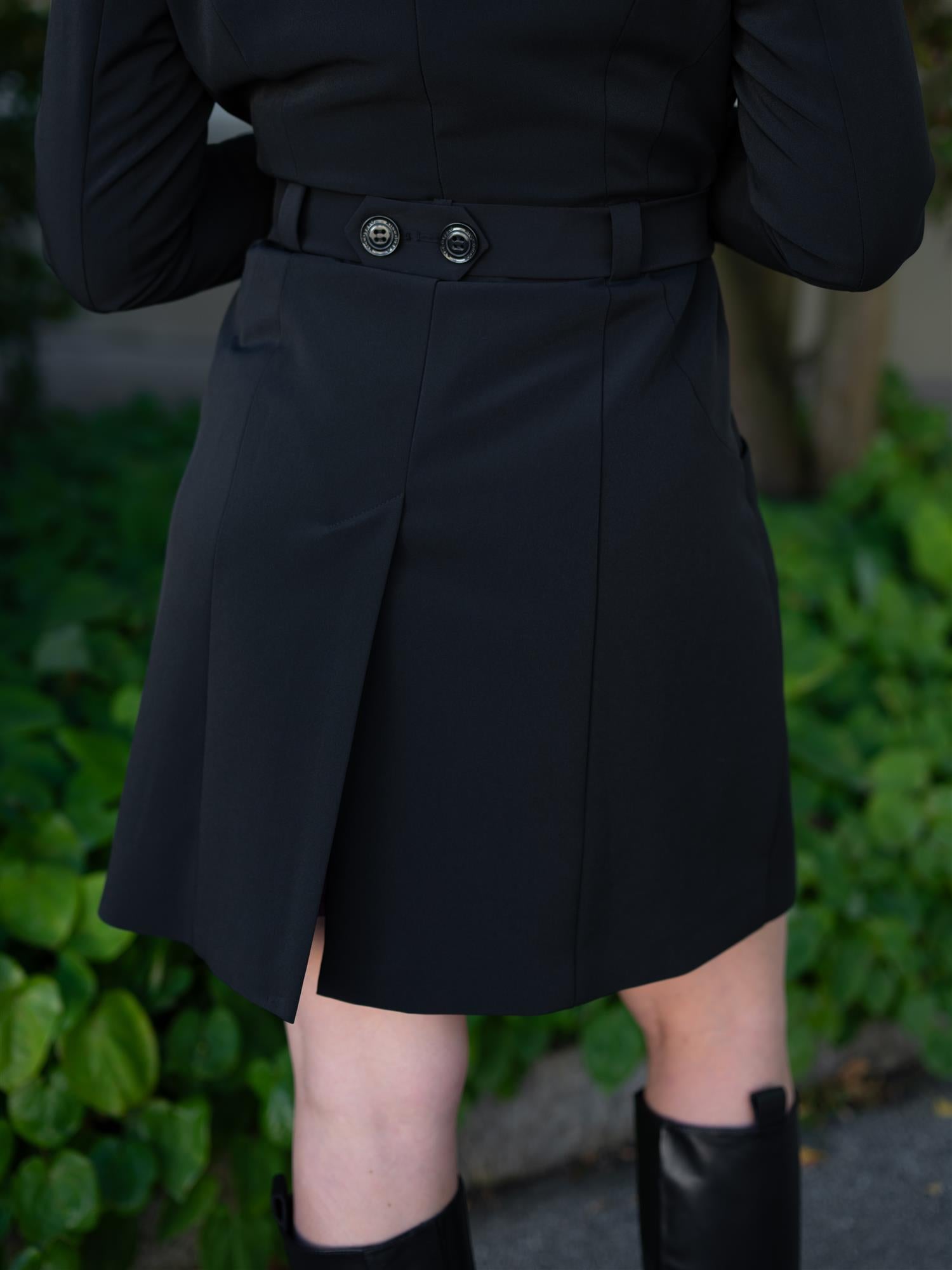 Calli Trench Black