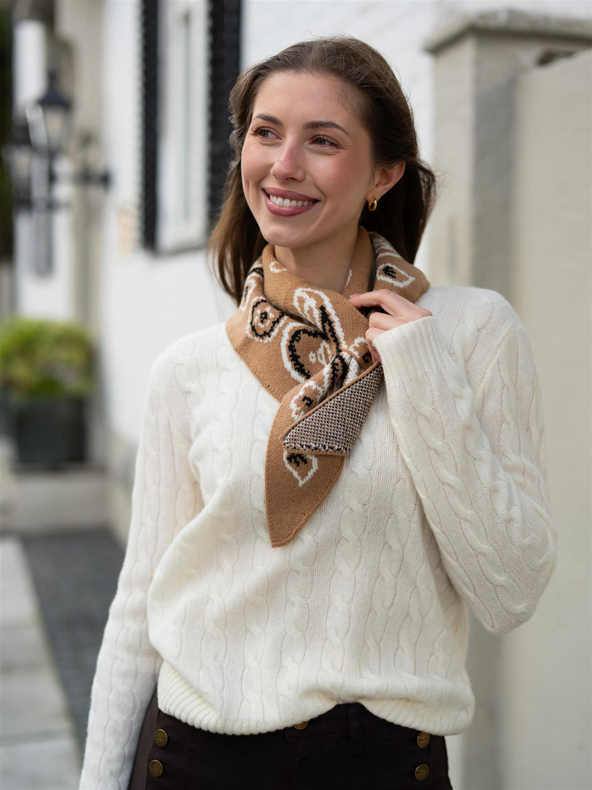 Triangle Paisley Scarf Beige