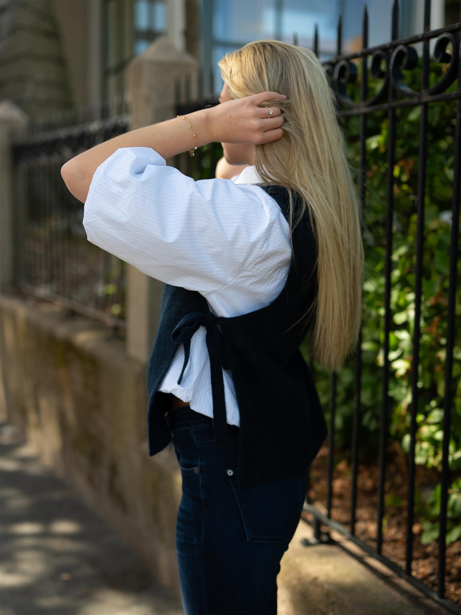 MMThora Tie Knit Vest Salute Navy