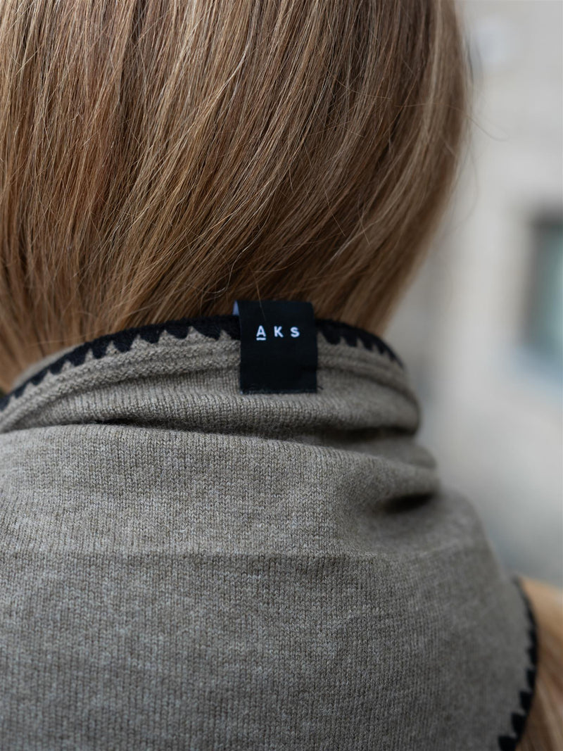 Christian Aks Mina Stitched Merino Scarf Wood