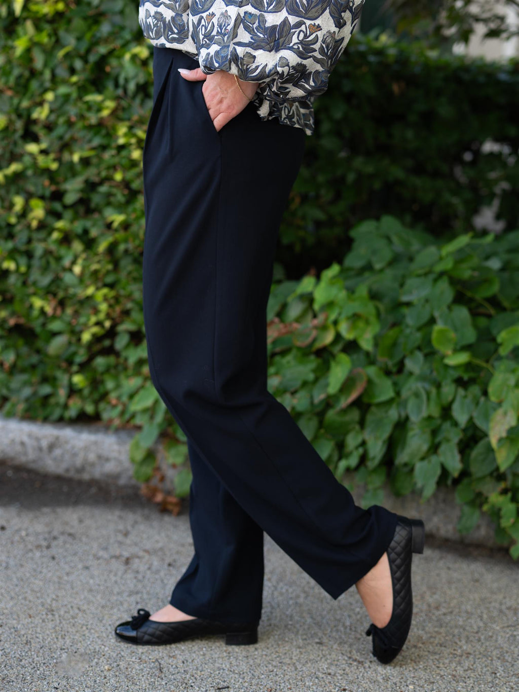 ONE and OTHER Olava Long Pant Navy Blue