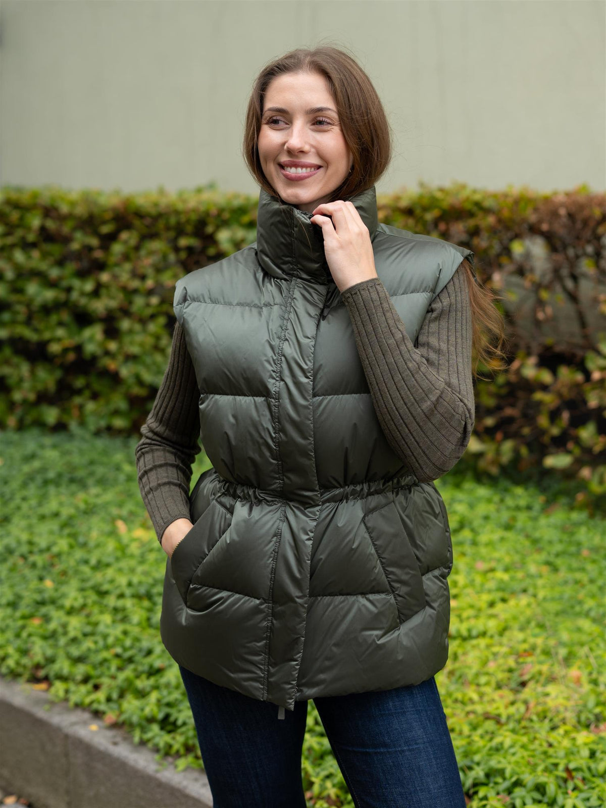 Lennox Down Vest Olive