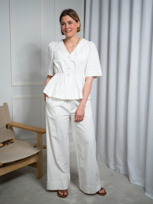 Christian Aks Monic Linen Top White