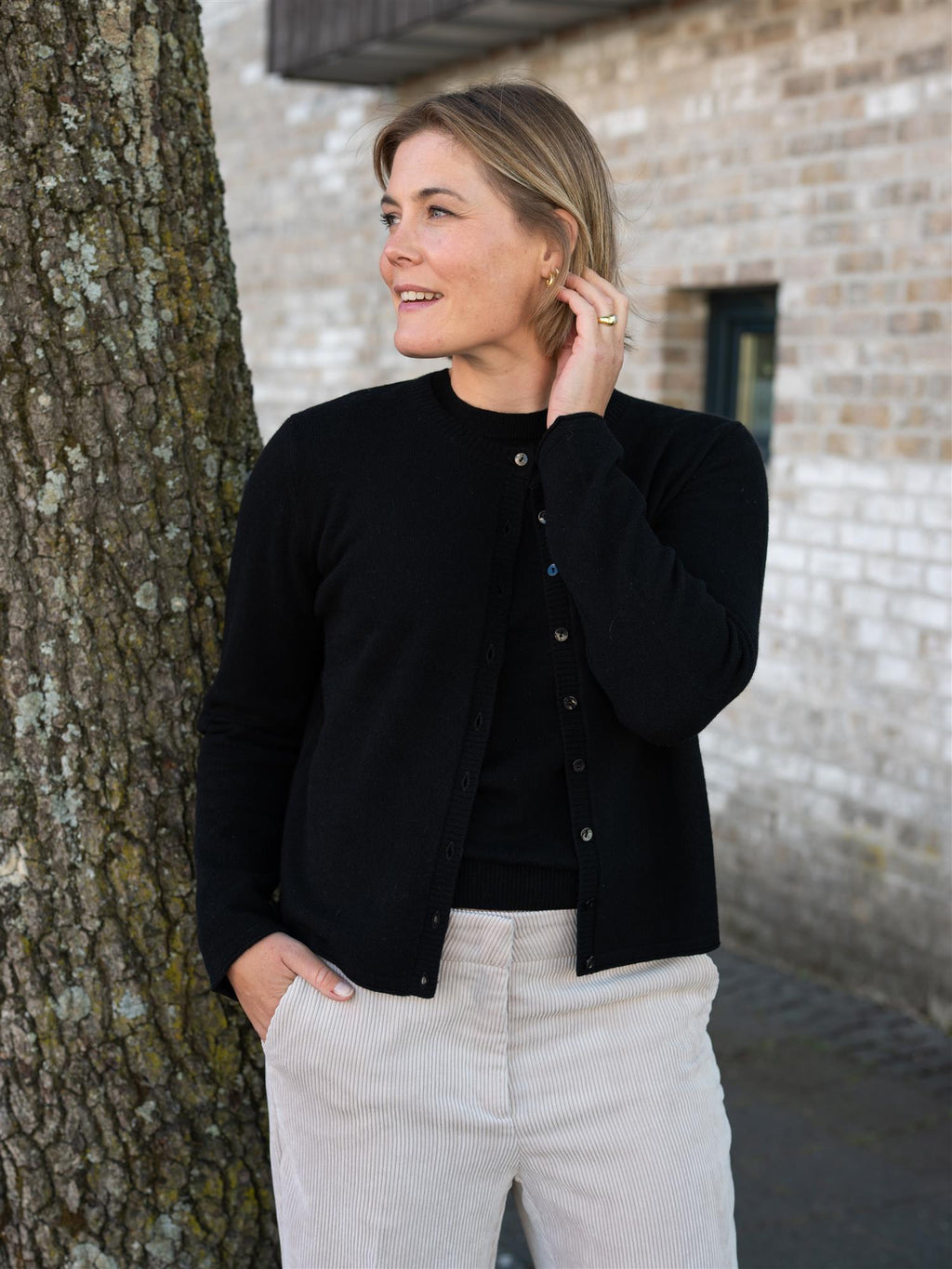 Dear Dharma Clara Cardigan Black