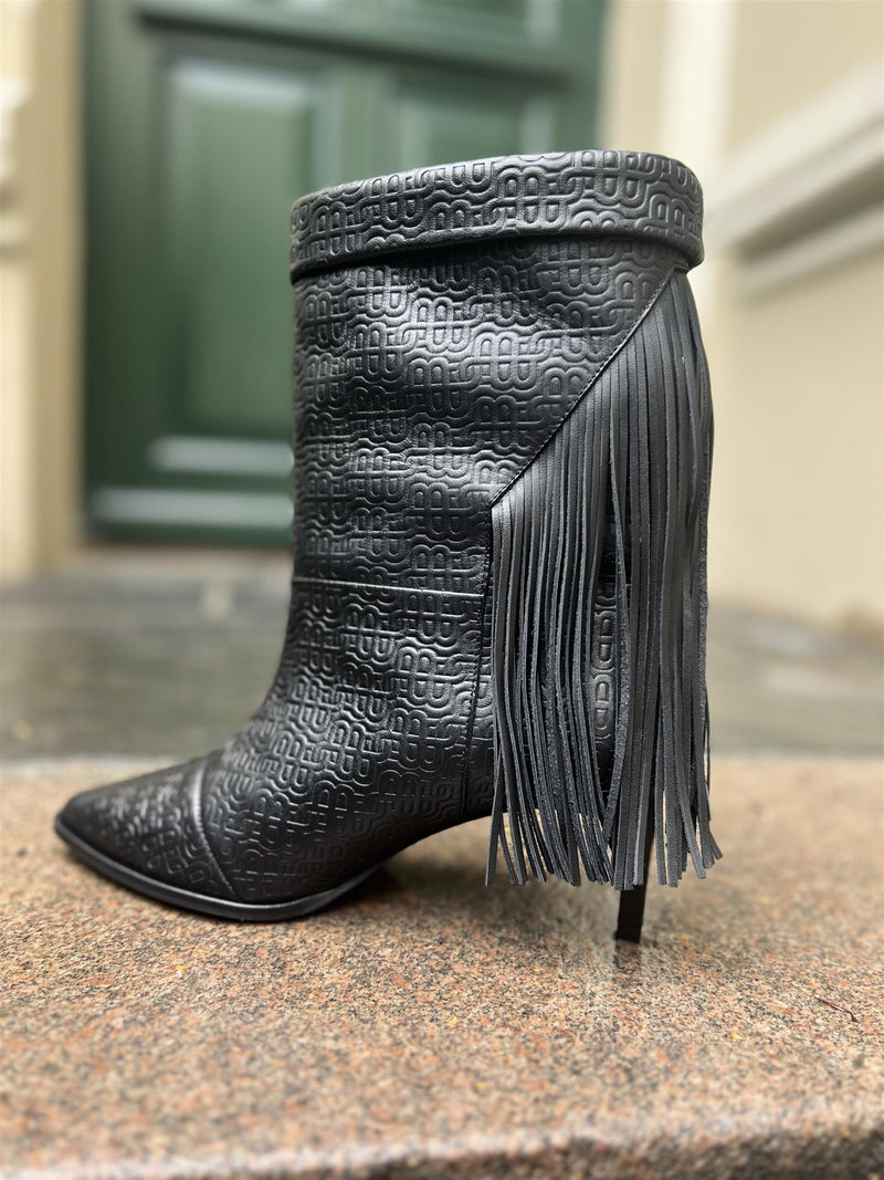 Munthe Taimai Black