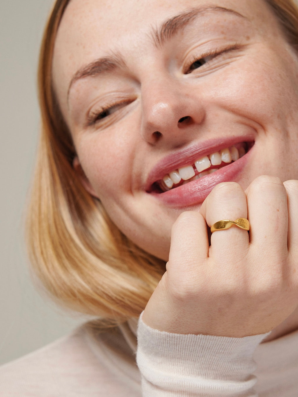 Enamel Adele Ring