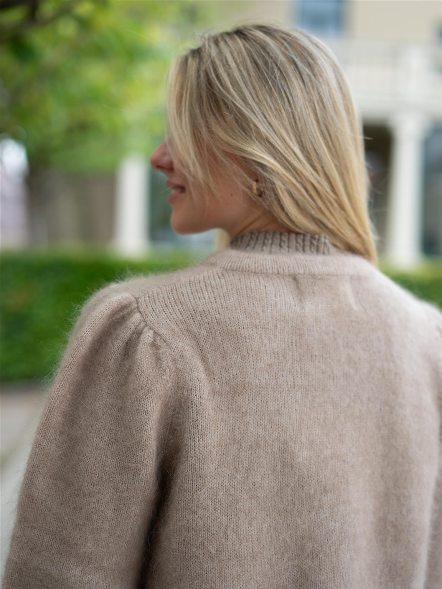 Amelia Chunky Cardigan Hazel Beige