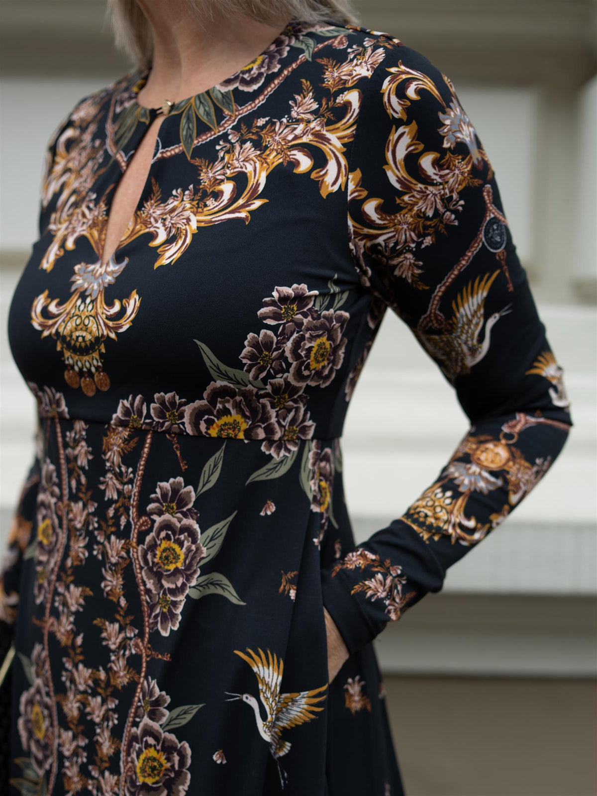 Velzy Dress Black