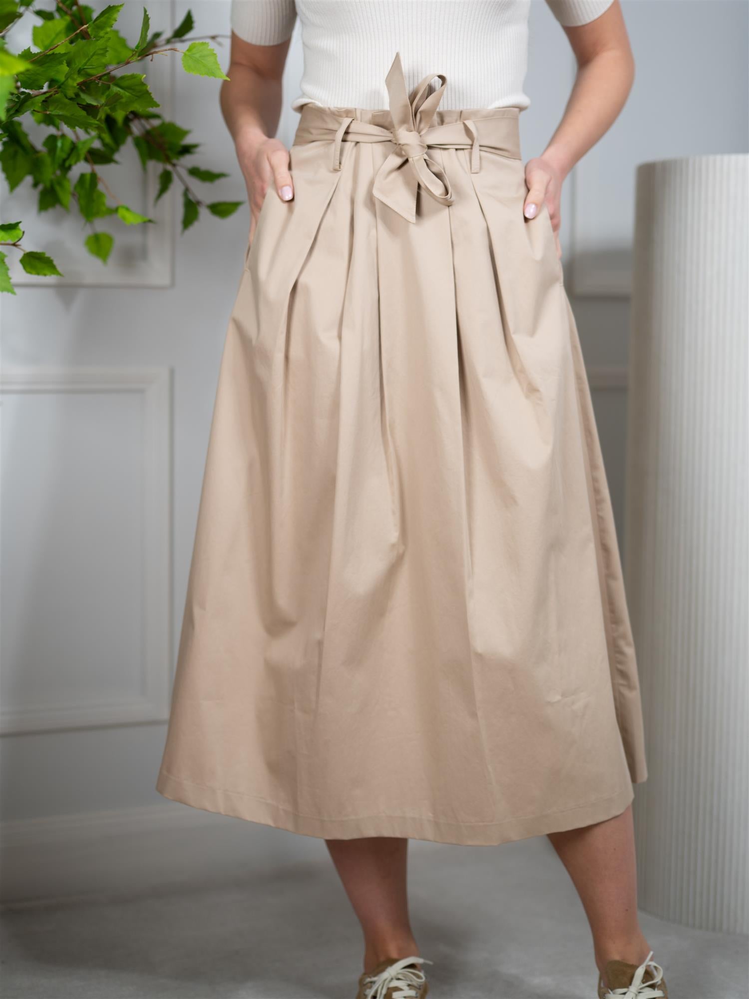 Sand Mana Skirt Beige