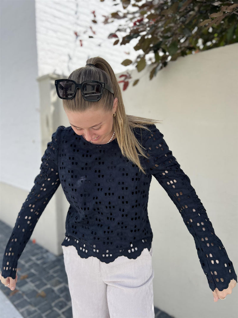 Munthe Trista Navy