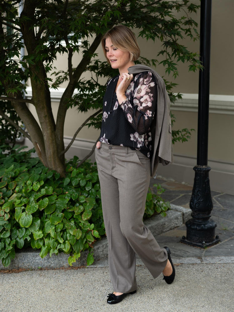 Riccovero Cream Top