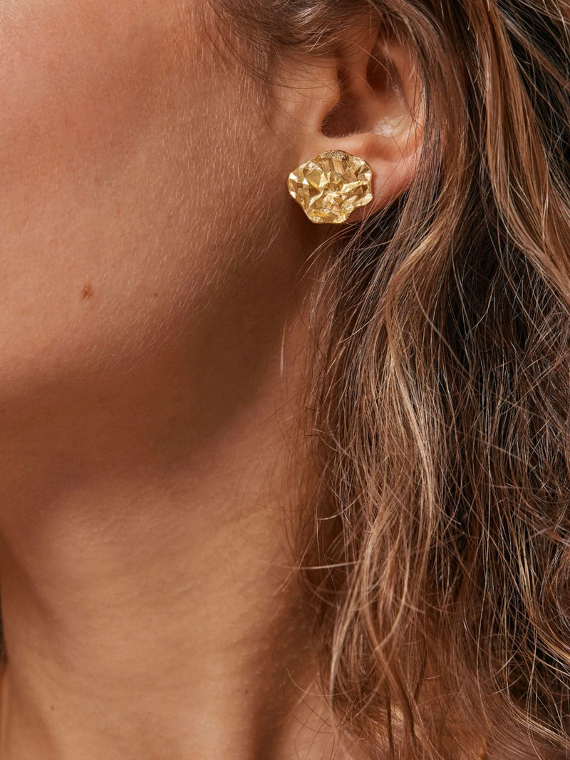 Enamel Studs Windy