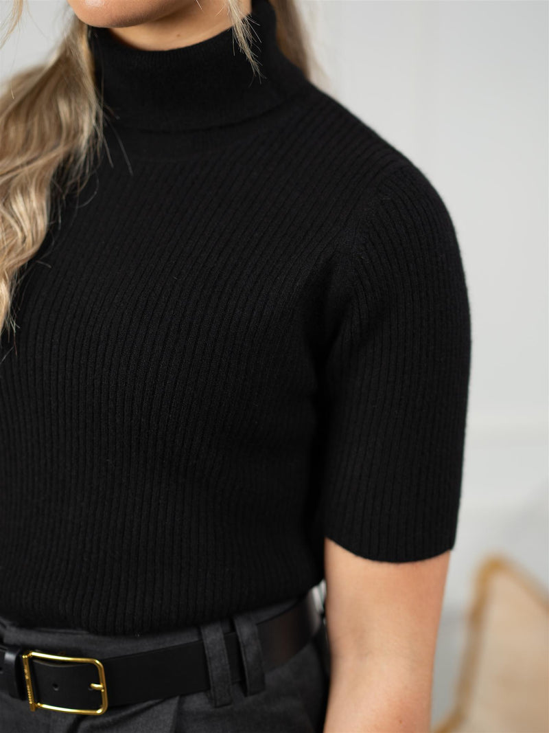 Davida Turtleneck Rib T-Shirt Black
