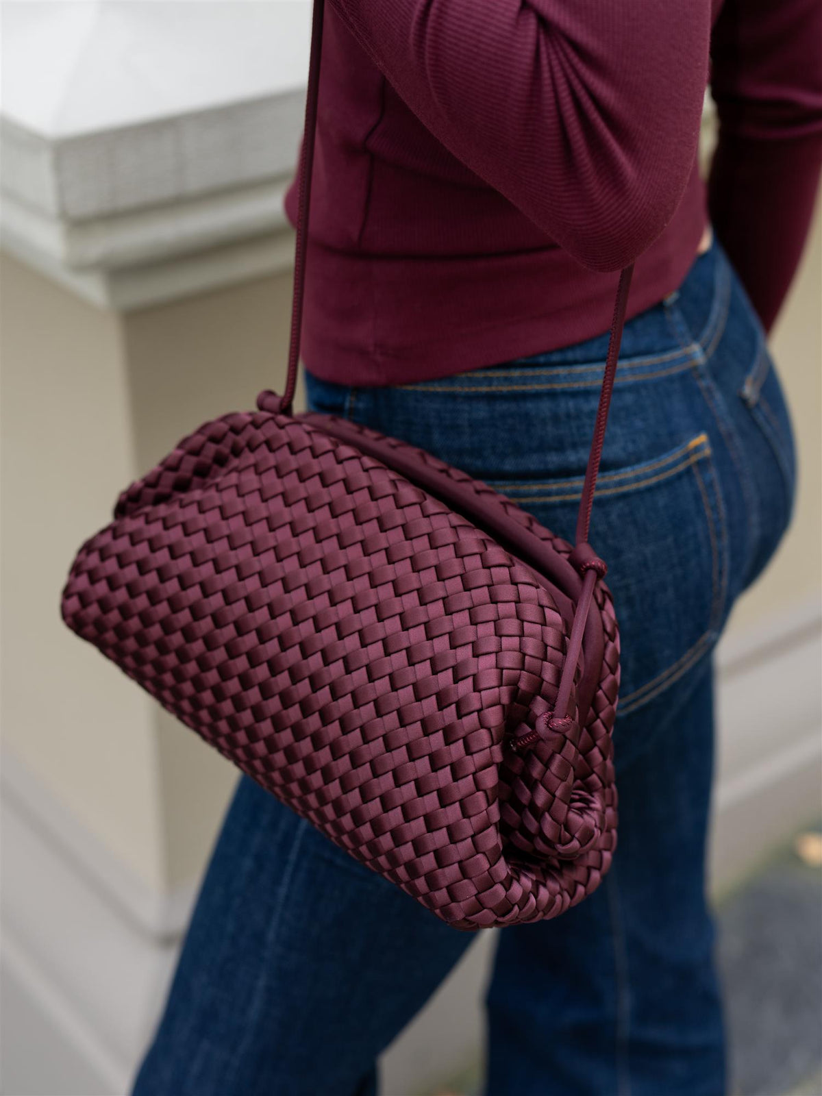 Pouch Inkberry Satin