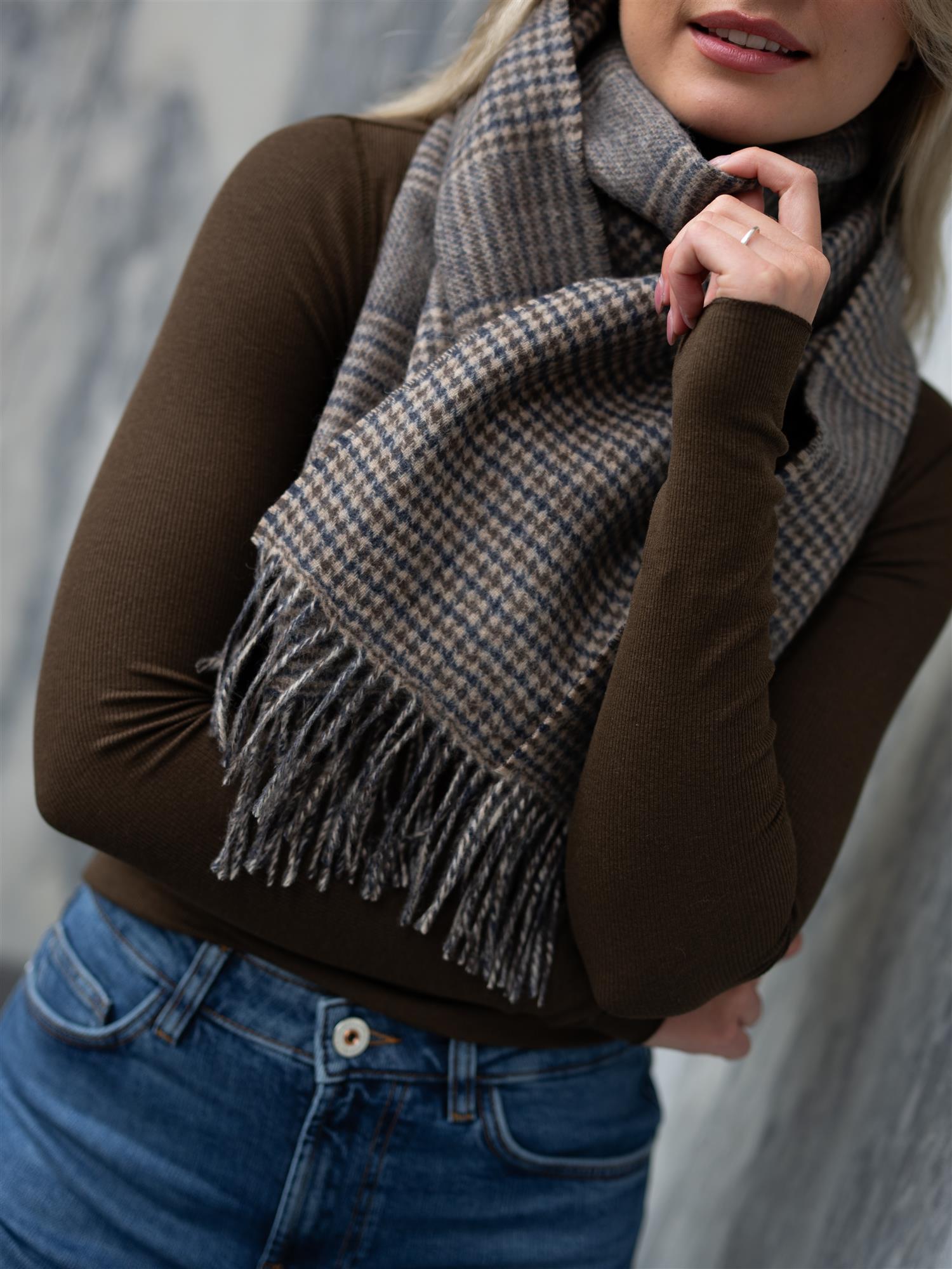 Mya Scarf Dark Brown