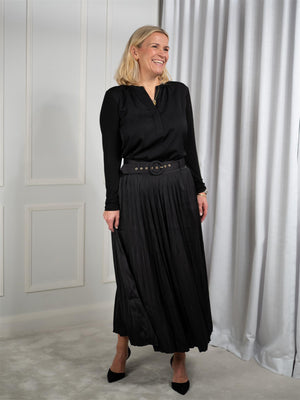 Hale Bob Ayleen Black