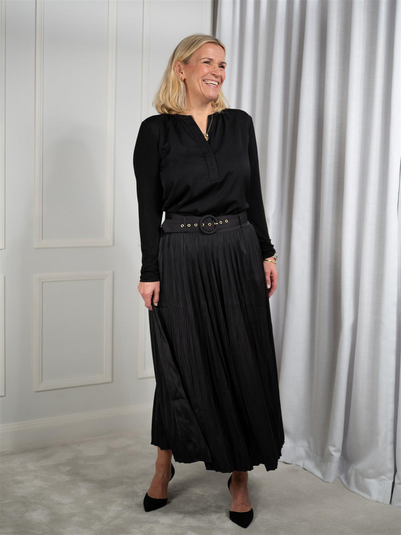 Hale Bob Ayleen Black