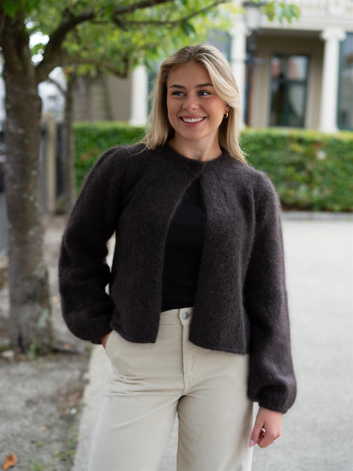 Amelia Chunky Cardigan Dark Brown