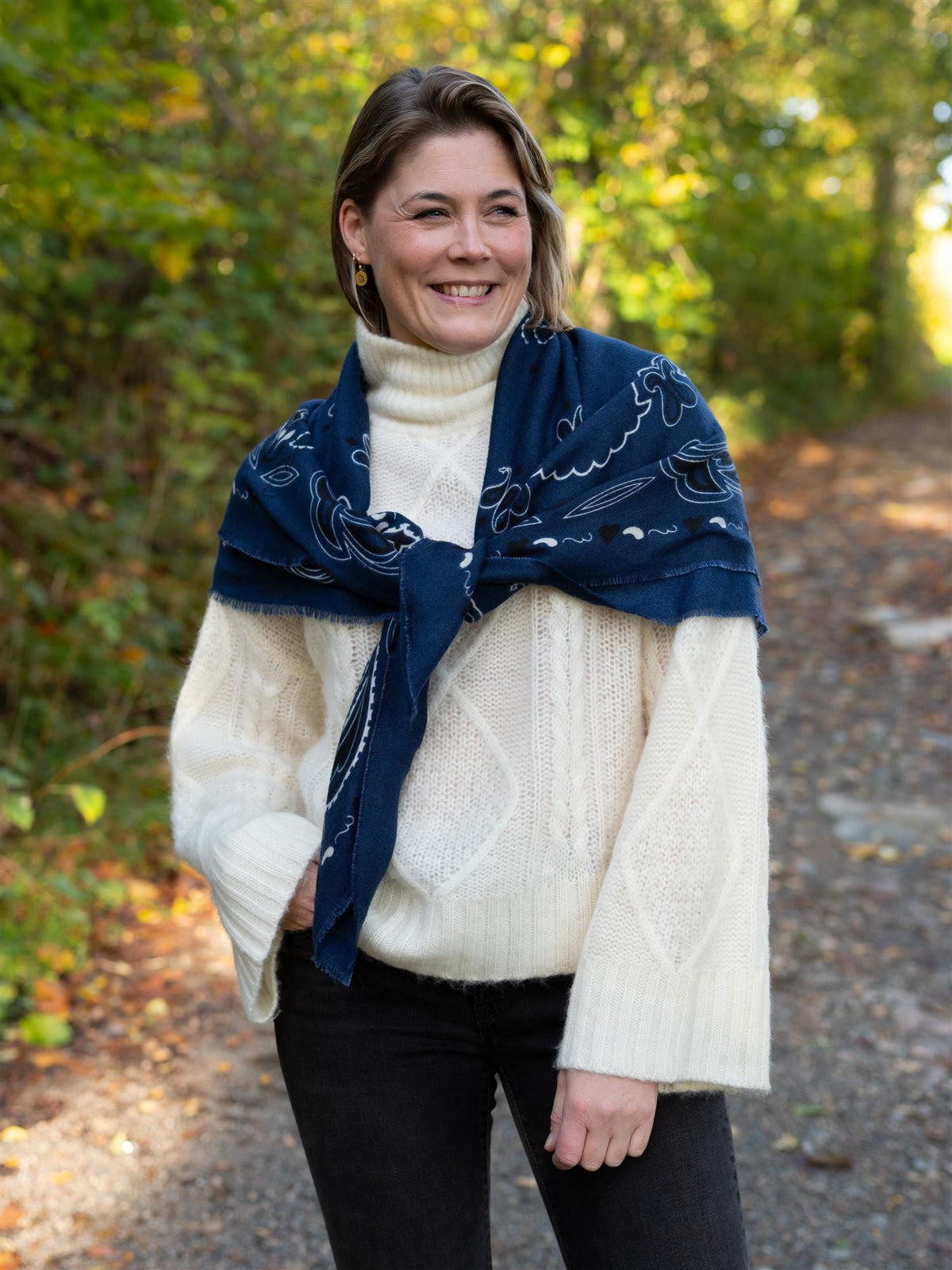 Paisley Scarf Dark Blue