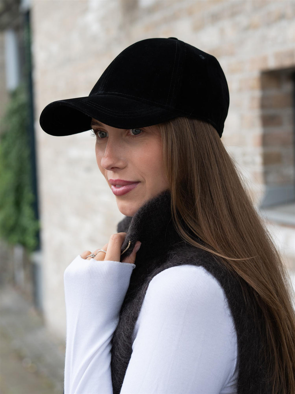 Ella&il Julie Velvet Cap Black