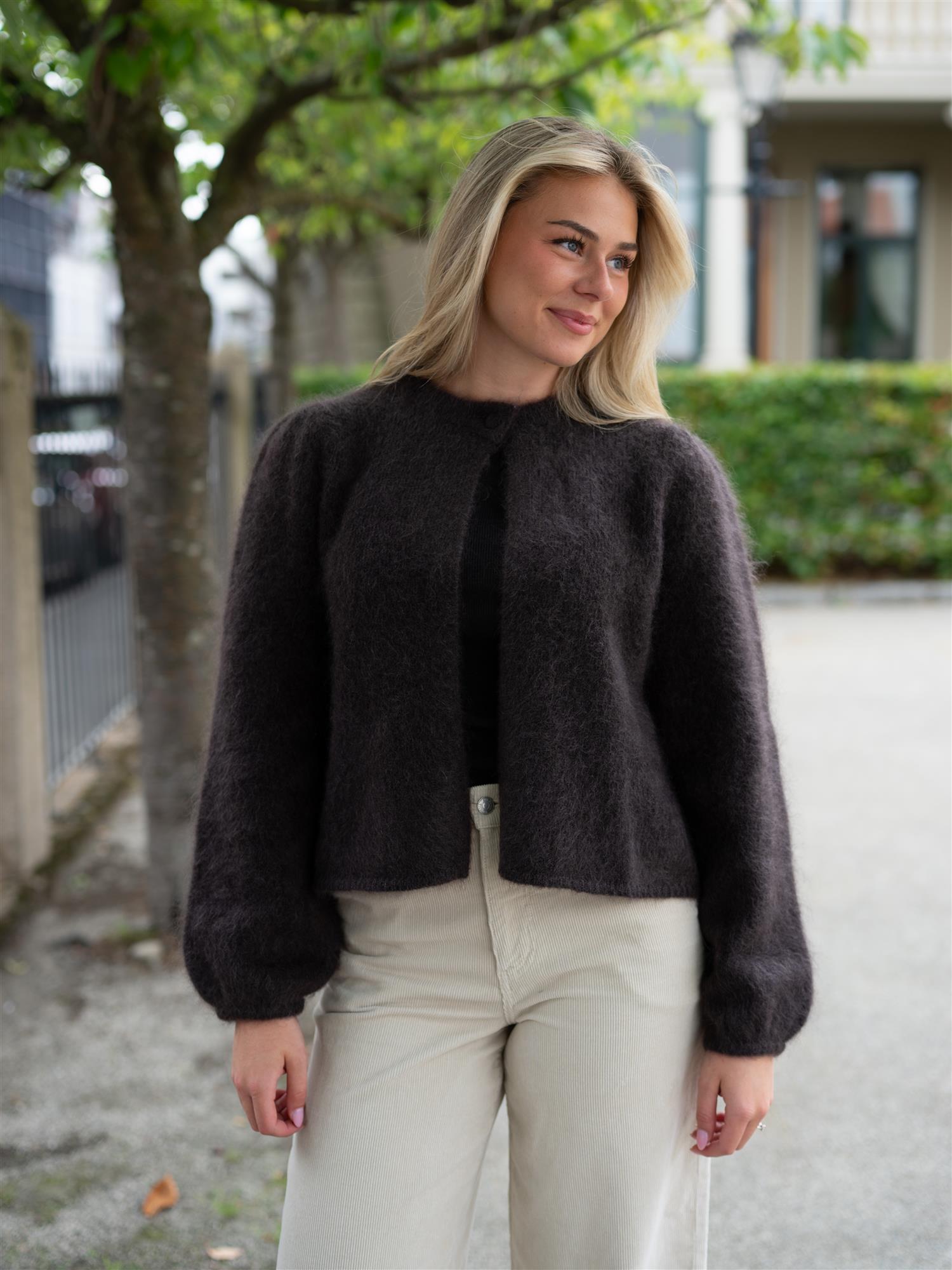 Amelia Chunky Cardigan Dark Brown