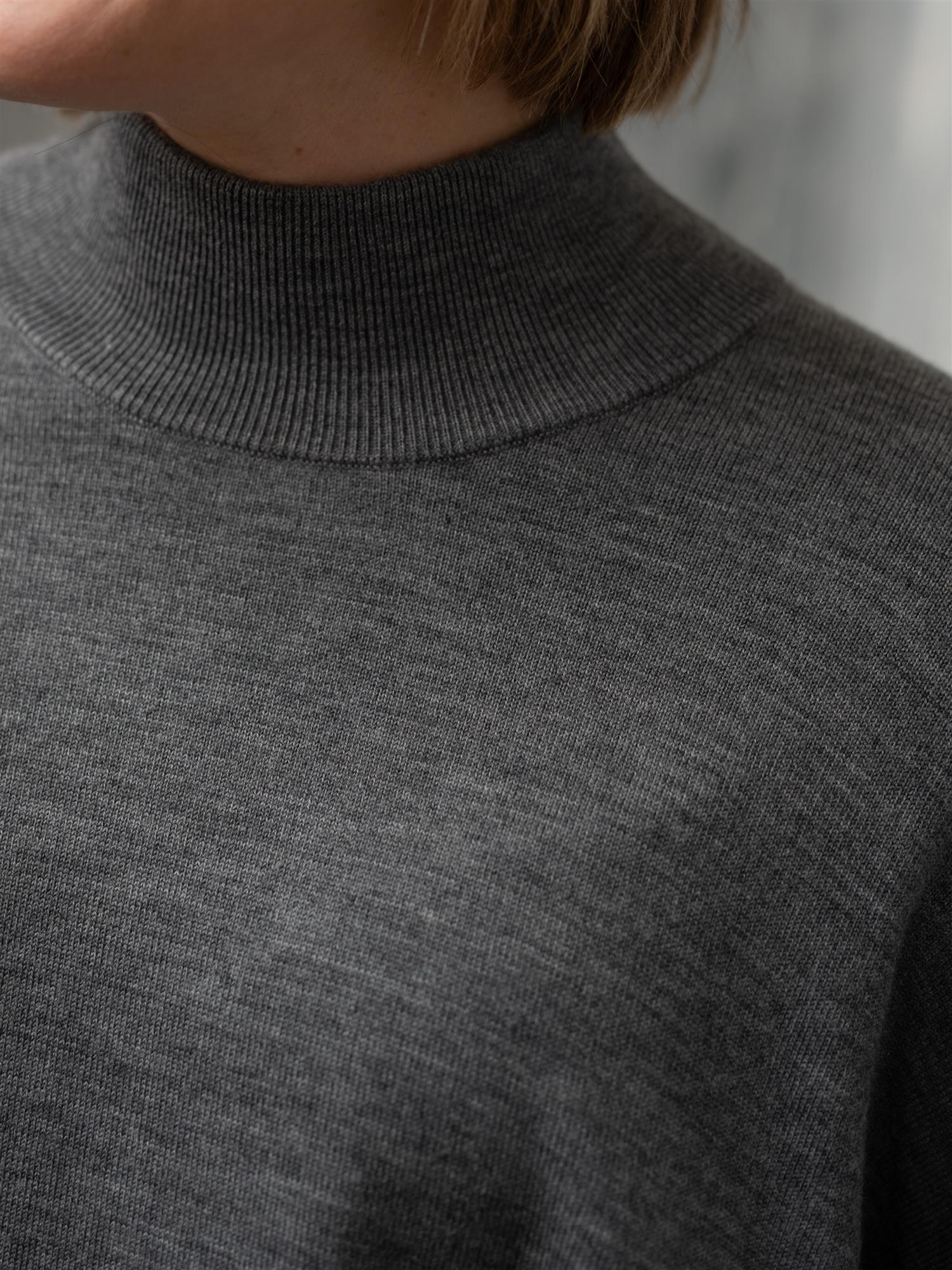 Julie Josephine Agate Poncho Stone Grey