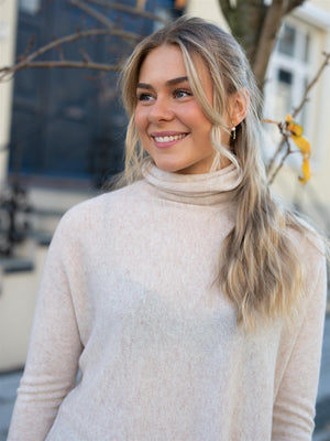 Davida Curved Turtleneck Light Beige