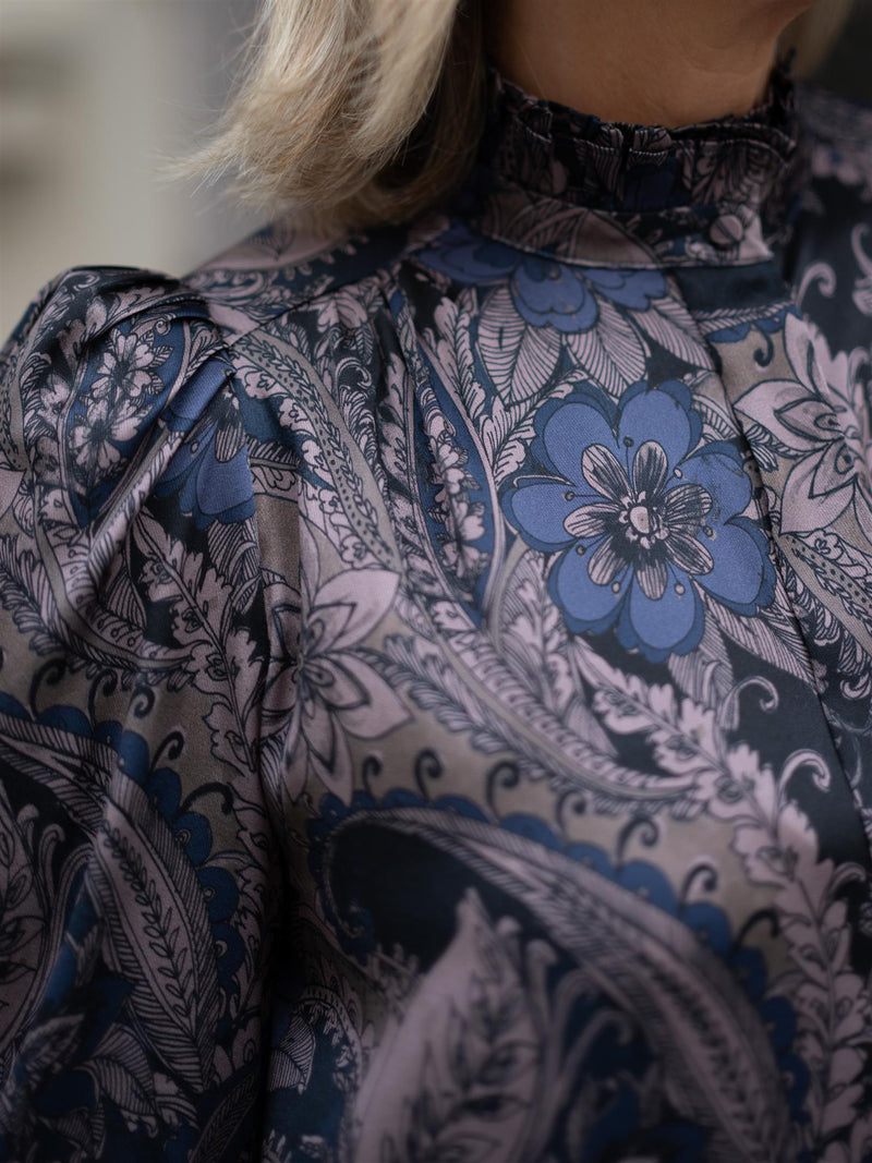 Dea Kudibal Roberta Shirt blouse with ruffle detail Sayo Millennium