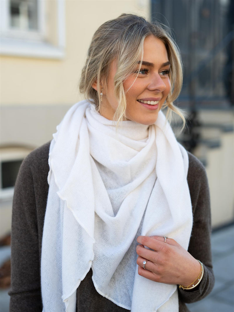 Davida Triangle Scarf White