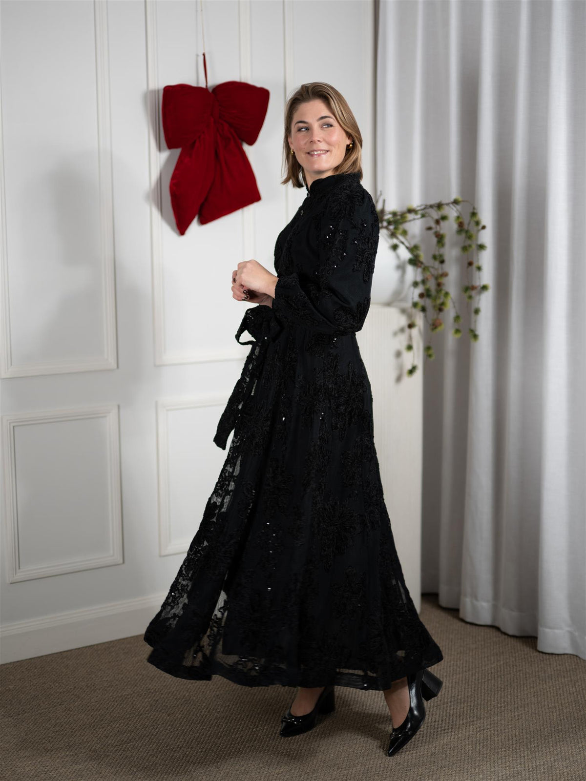 Long Floral Chenille Dress Black