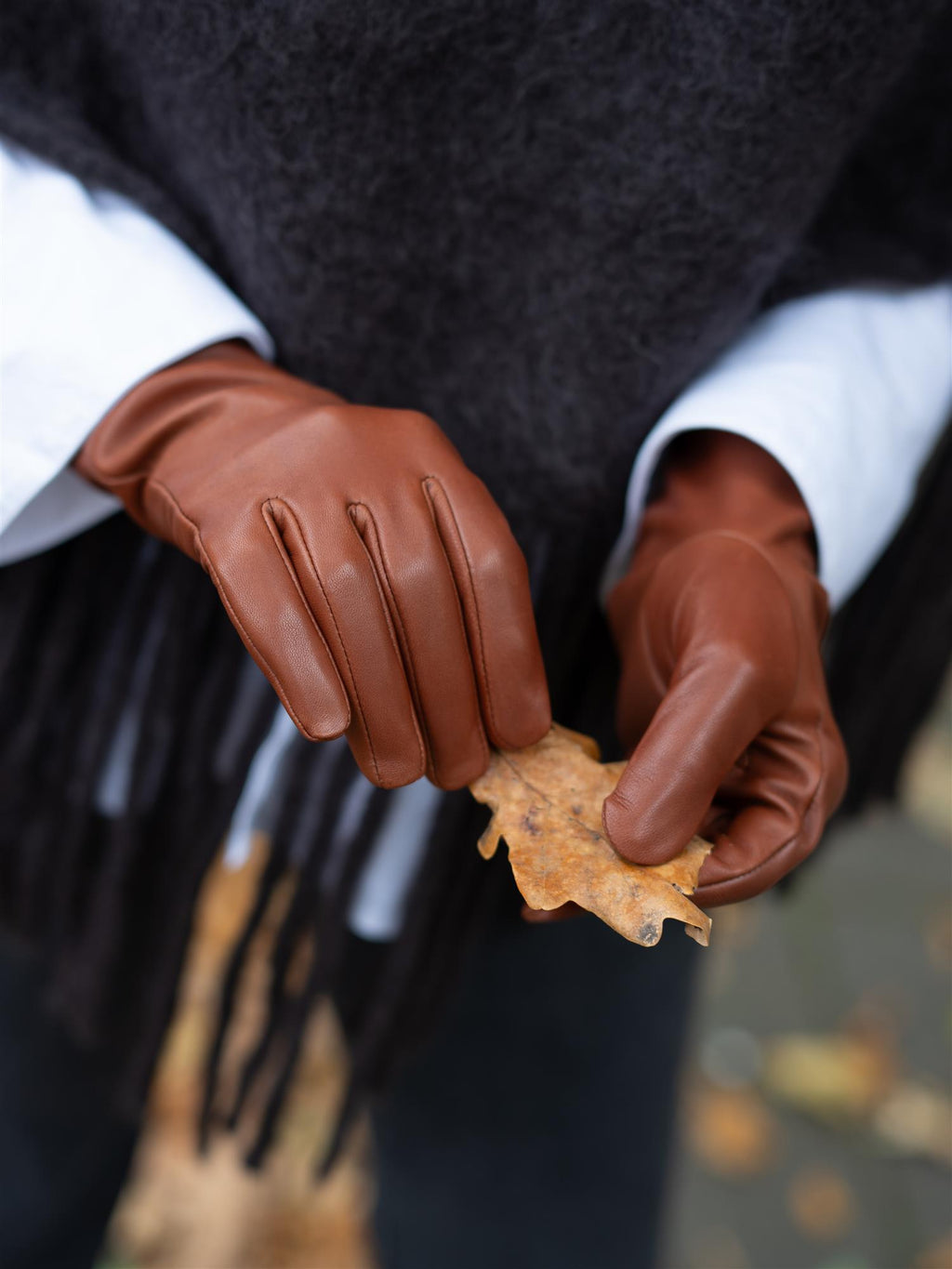 Sand Glove WW-9462 Cognac