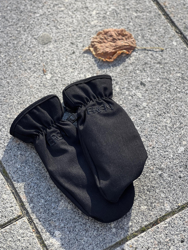 BRGN Mittens New Black