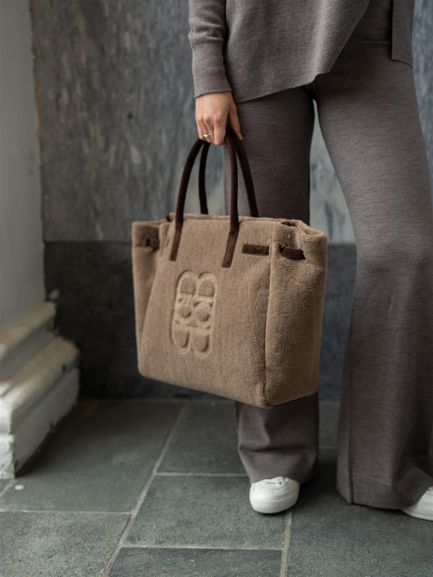 Lykke Shearling Bag Taupe