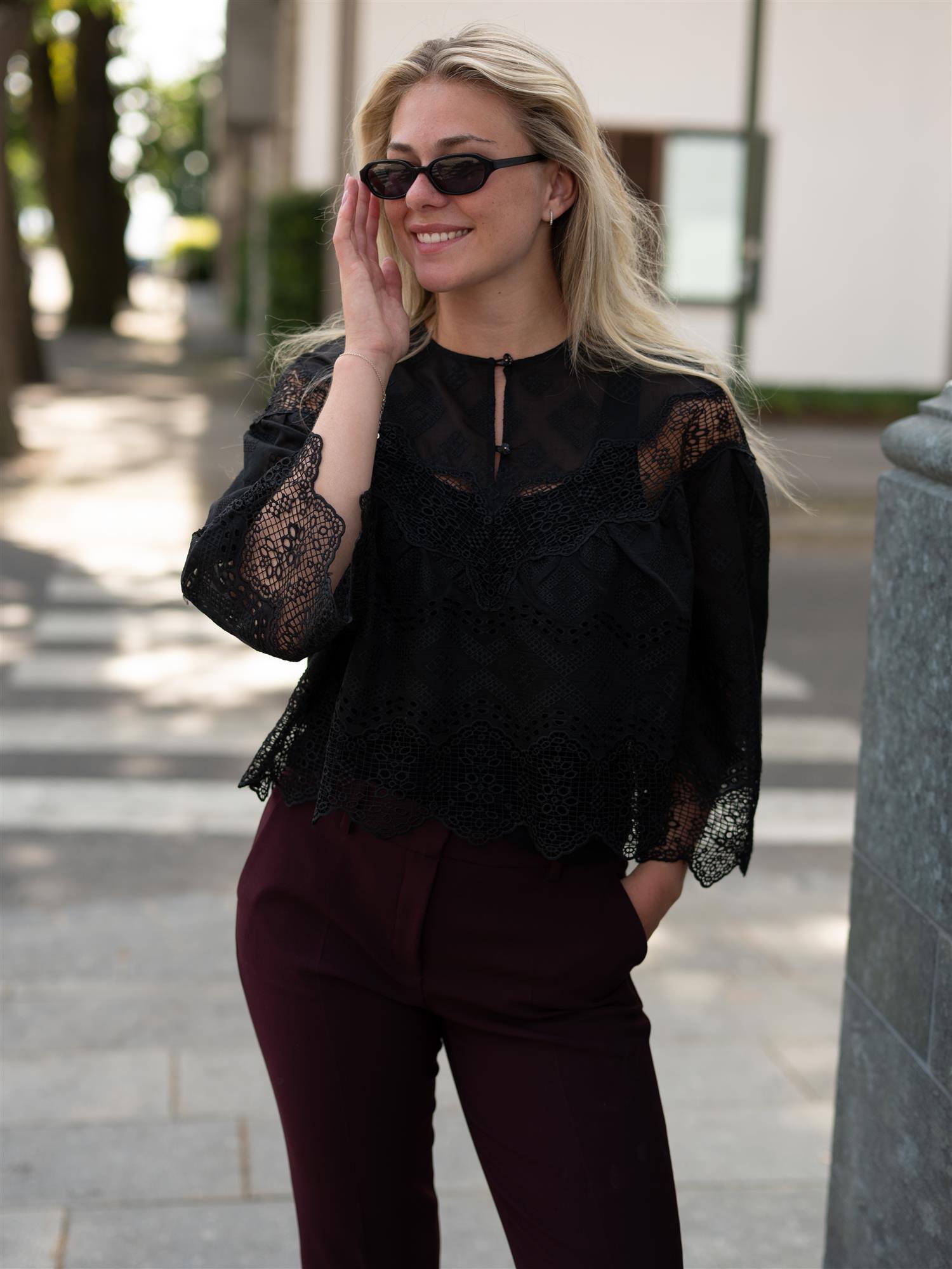 Munthe Valiance Black