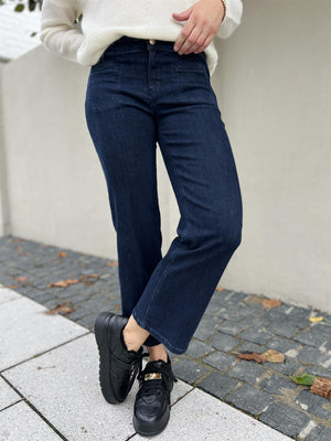 Cambio Tess Wide Leg Short