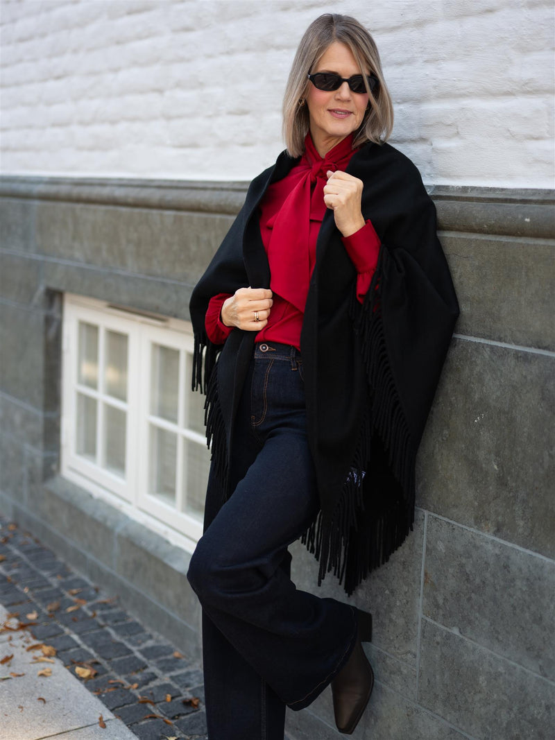 Christian Aks Alba Wool Scarf Black