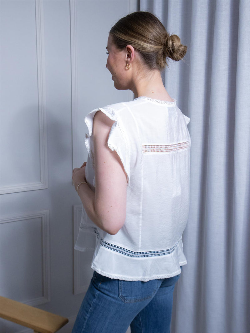 Munthe Usalina White
