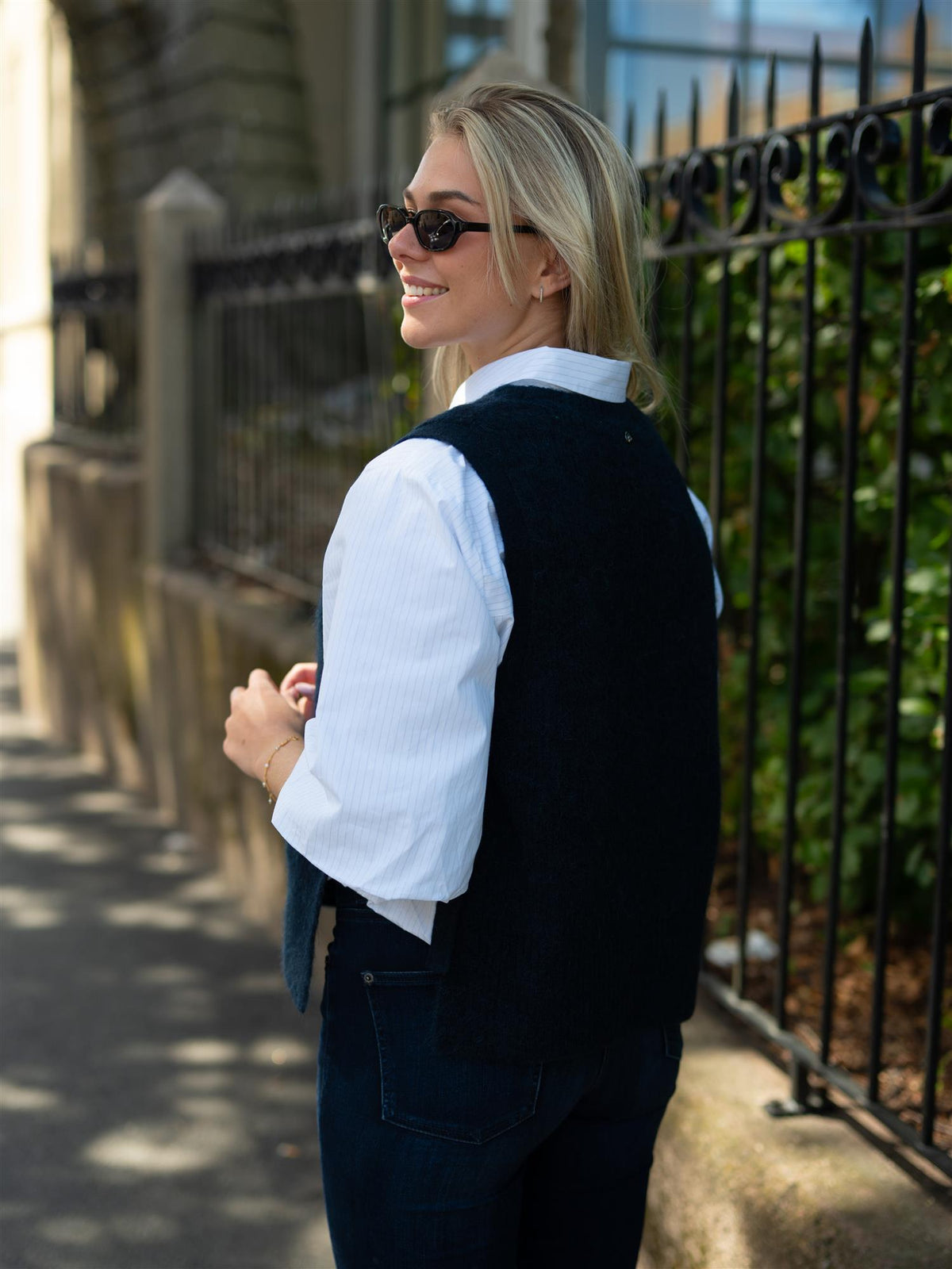 MMThora Tie Knit Vest Salute Navy
