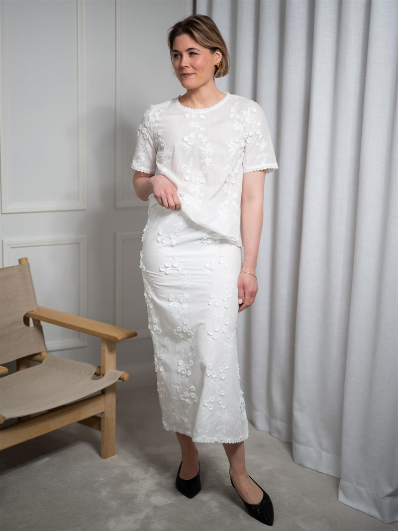 Munthe Ursa White