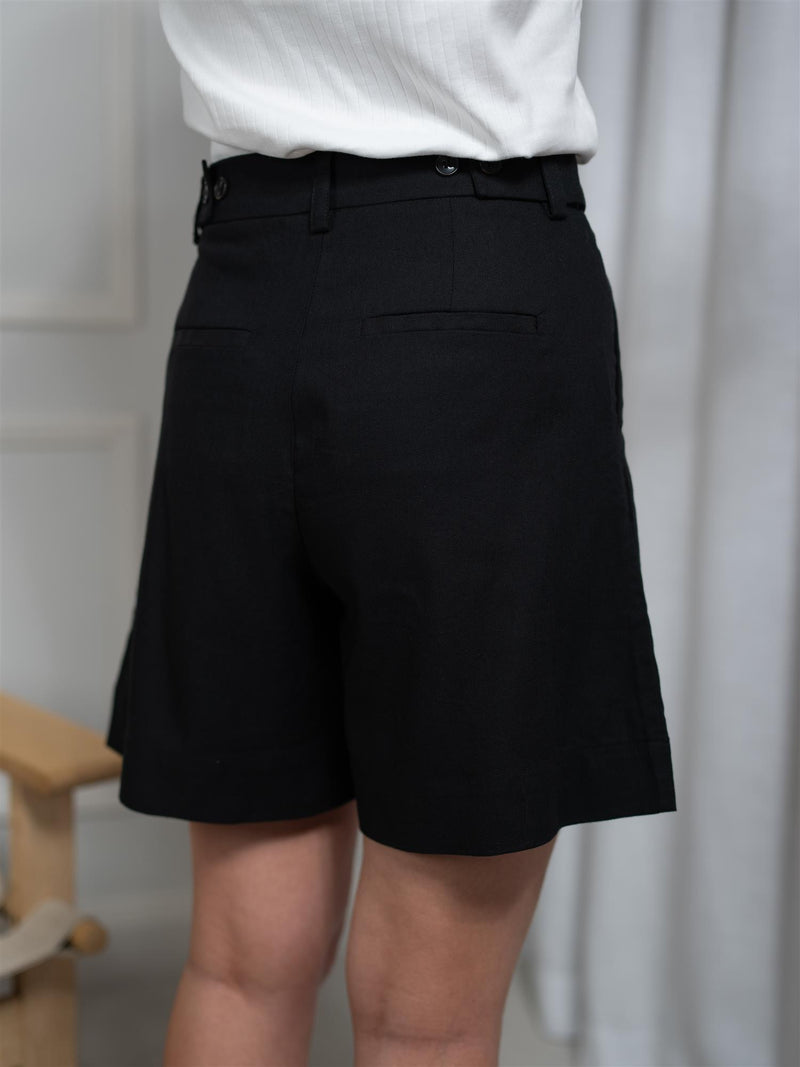 Camilla Pihl Daria Shorts Black