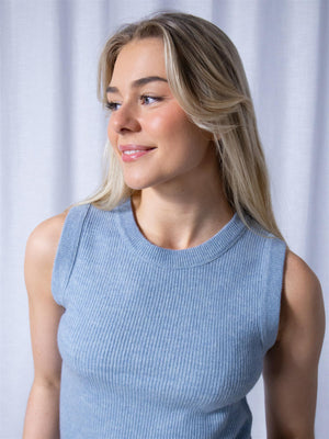 Dear Dharma Naomi Vest Light Blue
