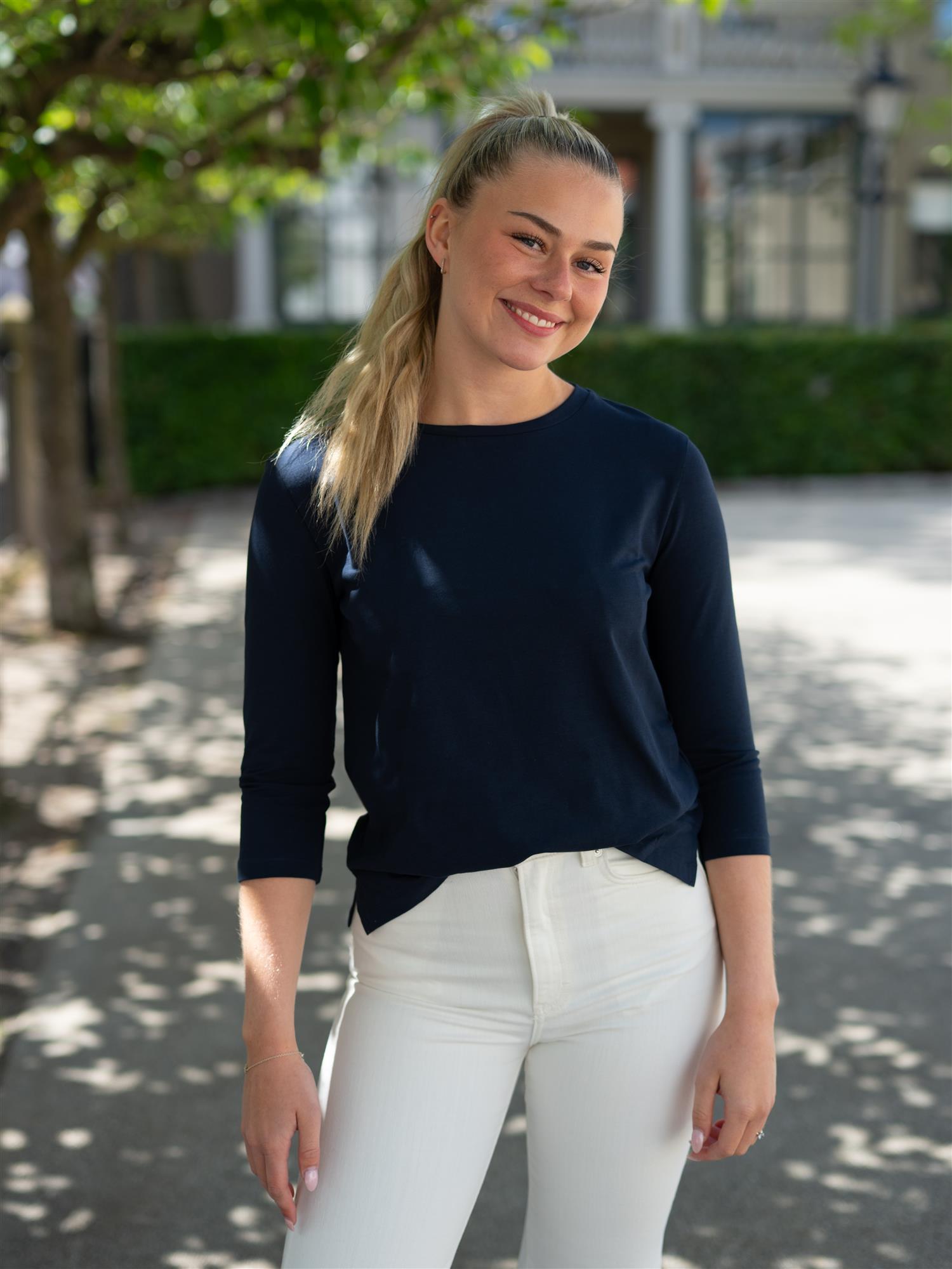 Multia Navy