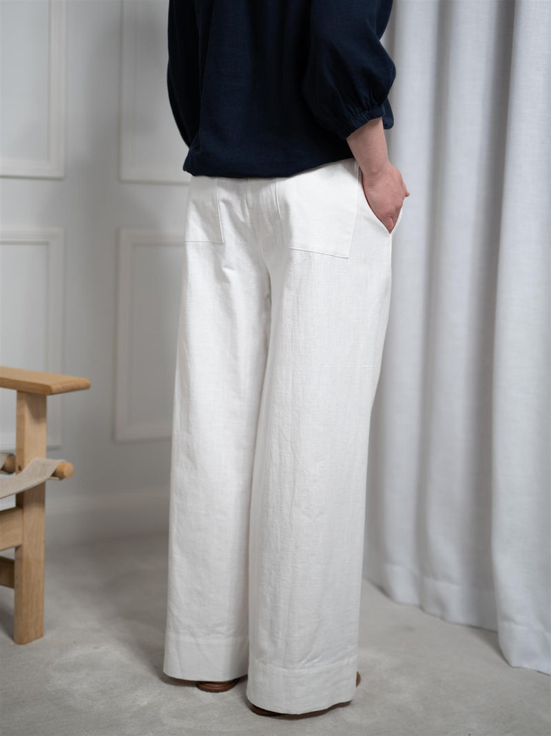 Christian Aks Luna Linen Trouser White