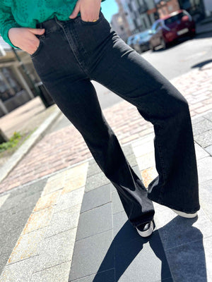 Jeanerica Fuji