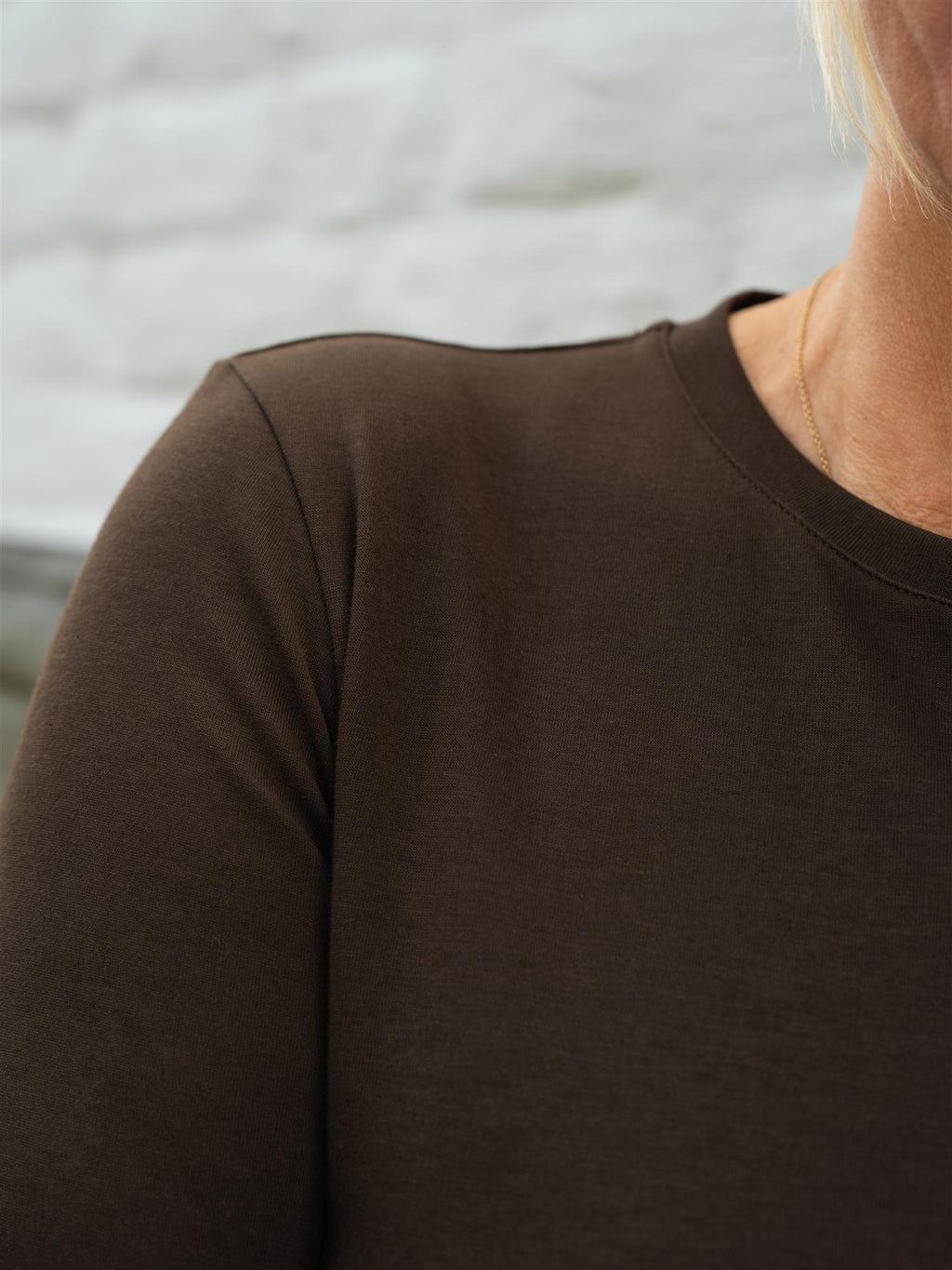 Julie Josephine Andrea Longsleeve Brown