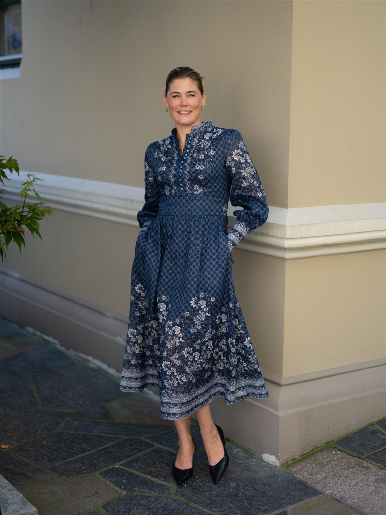 Alondra Dress With Waistband