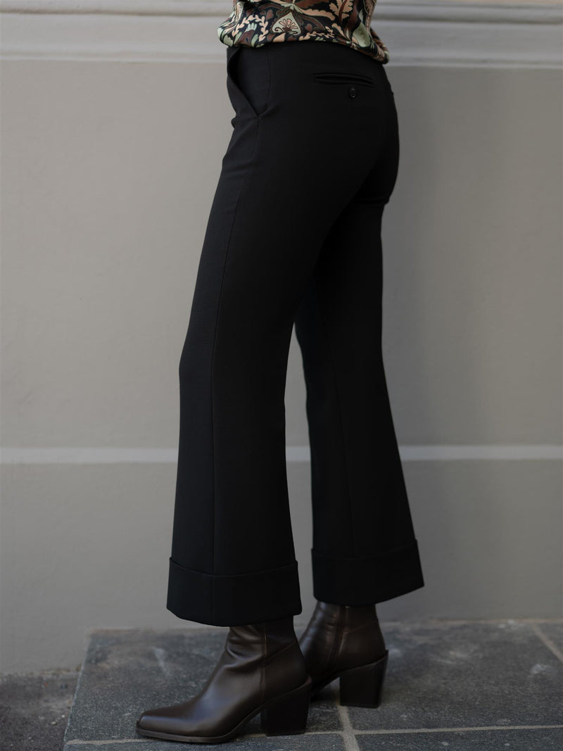 Cambio France Cropped Trensendetail